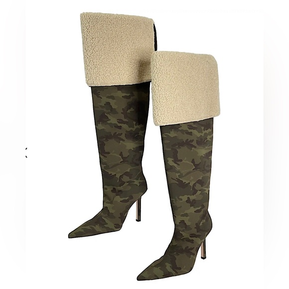 Good American High Kickstand Camo
Over The Knee Boots Size 9 NWIB - Picture 11 of 11